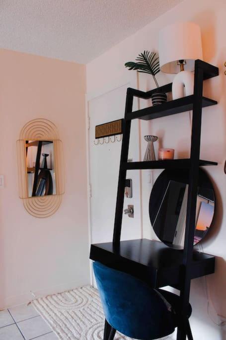 Seashore Waikiki Studio 1 Block From A Beach No Resort Fees โฮโนลูลู ภายนอก รูปภาพ