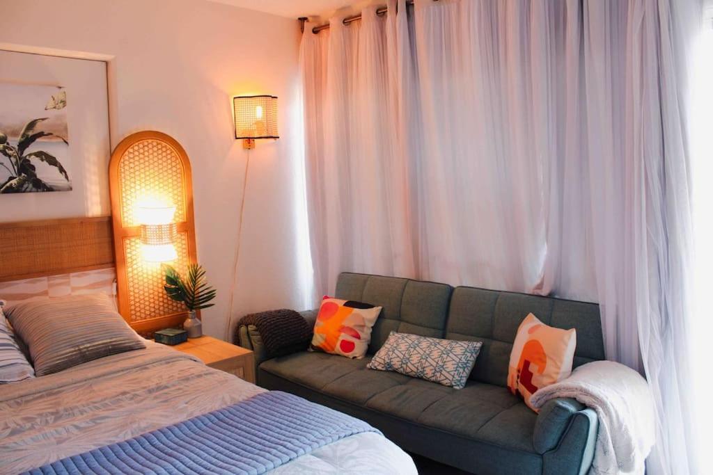 Seashore Waikiki Studio 1 Block From A Beach No Resort Fees โฮโนลูลู ภายนอก รูปภาพ