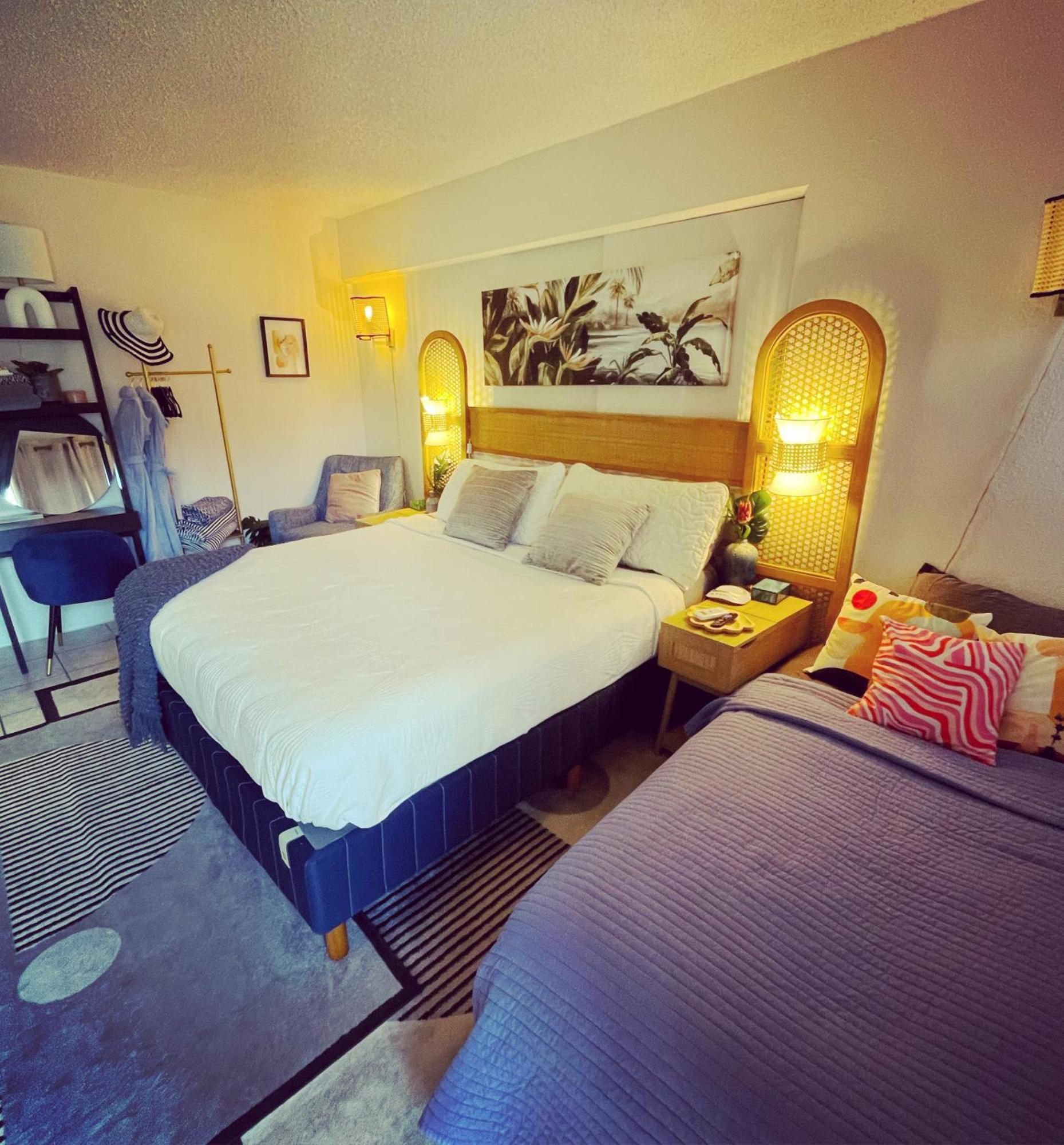 Seashore Waikiki Studio 1 Block From A Beach No Resort Fees โฮโนลูลู ภายนอก รูปภาพ